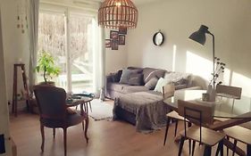 Appartement Coquet Avec Jardin Prive